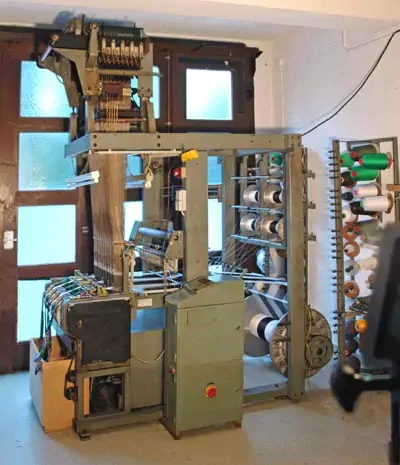 Computergesteuerter Jacquard-Stuhl